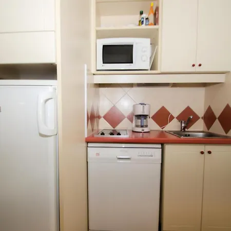 Διαμέρισμα Riviere - Studio Pour 4 Personnes 084 *
